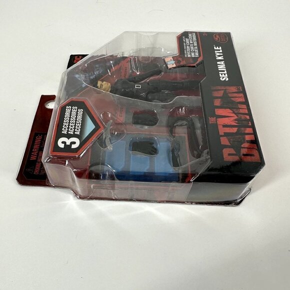 DC The Batman Movie Selina Kyle 4" Action Figure with 3 Accessories - Picture 9 of 9